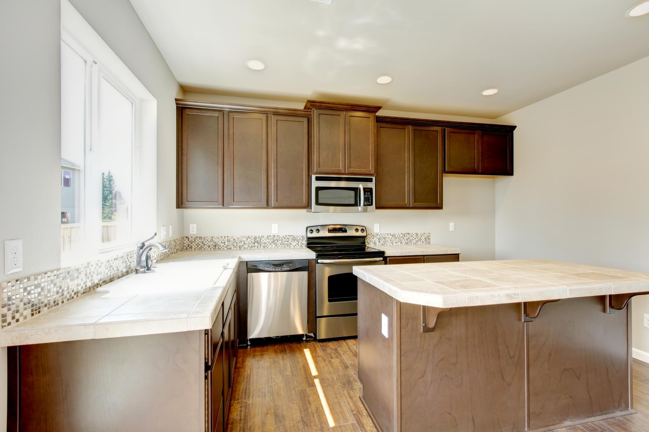 Kitchen Cabinet Refacing